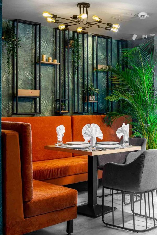 Labirint Boutique Hotel Bucarest Exterior foto